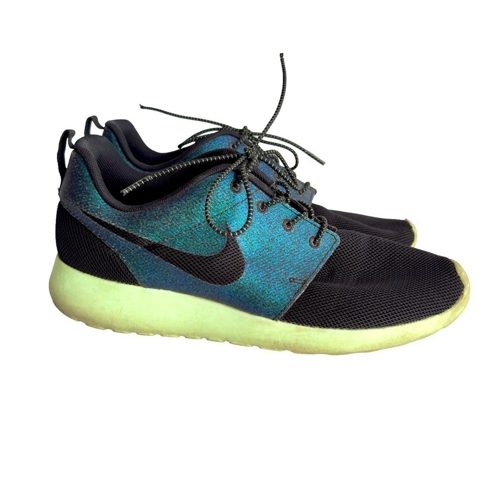 NIKE Roshe One Sneakers Teal Metallic Iridescent Holographic Shoes Womens‎ 9.5